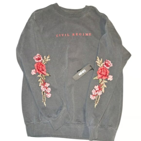 Civil Regime Gray Crew neck W/Roses Embroidery on Sleeves Vintage Wash - Picture 2 of 7